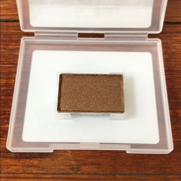 (4) Mary Kay Eyeshadows - Picture 5 of 5